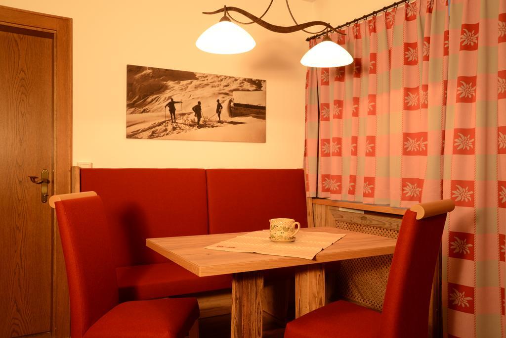 Apartamento Haus Panorama Reit im Winkl Habitación foto